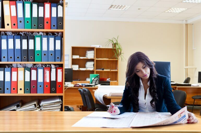When Does a Company Need a CFO? Signs Your Business is Ready